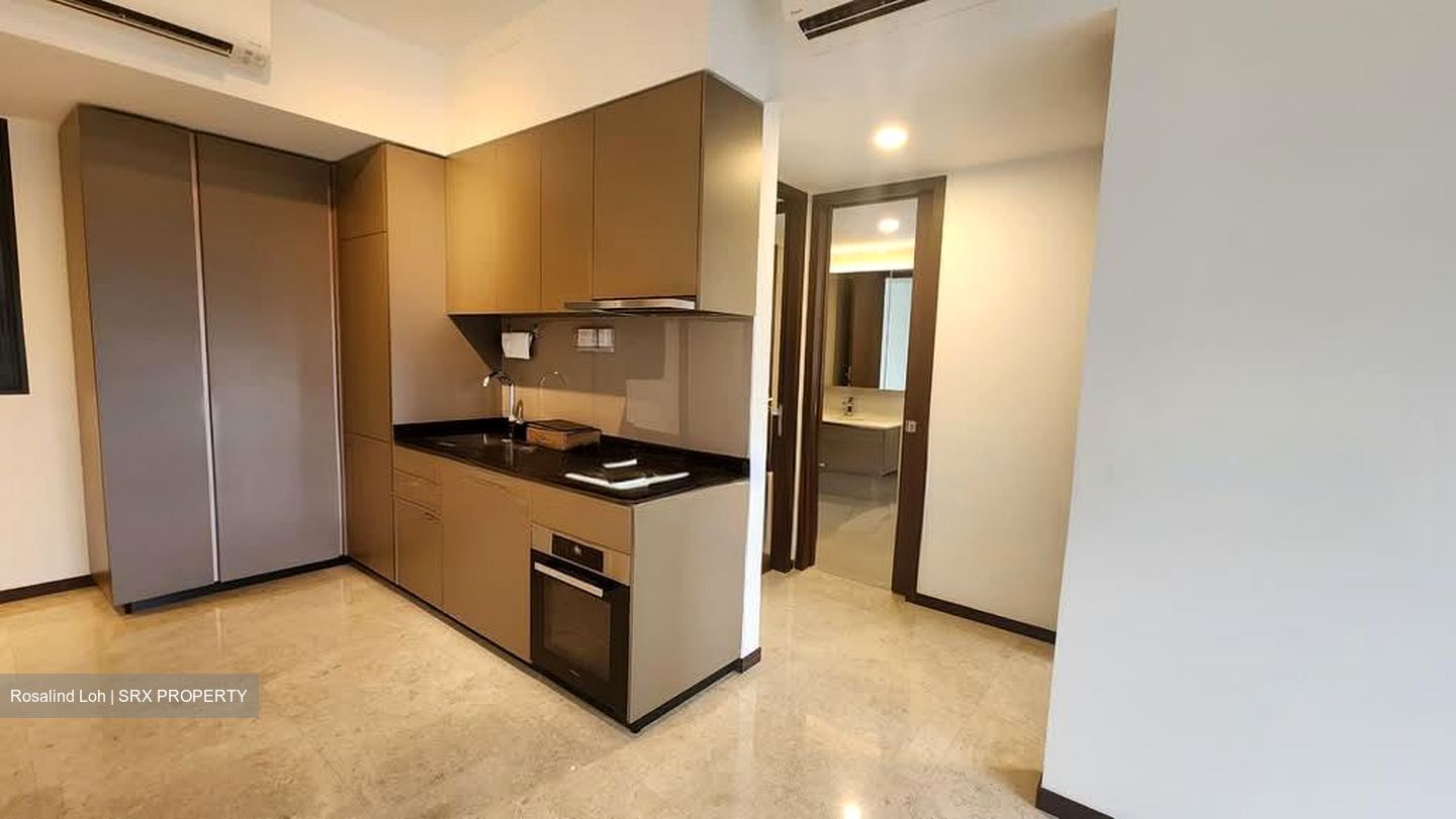 Royalgreen (D10), Condominium #557625681